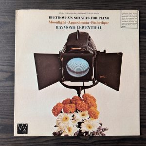 Ludwig van Beethoven • Raymond Lewenthal