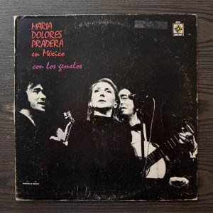 Maria Dolores Pradera Acompañada Por Los Gemelos
