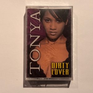 Tonya (4)